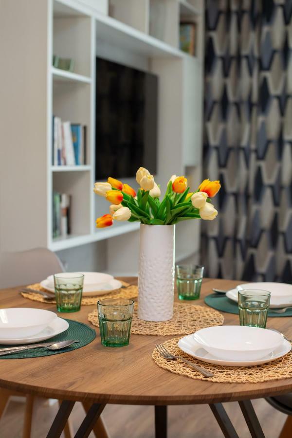 Fort Wola Apartments Warsaw By Noclegi Renters Kültér fotó
